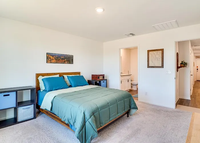 Holiday home 6 Mi To State Park: Newly Built In Benson!