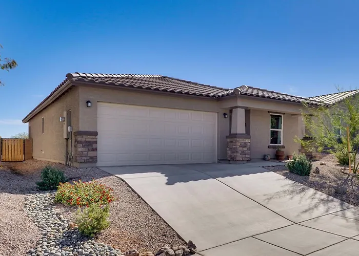 6 Mi To State Park: Newly Built In Benson! *